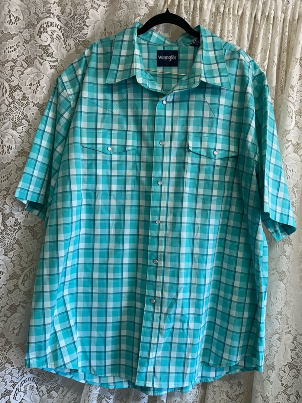Men’s Wrangler Turquoise Wrinkle Resistant Short Sleeve Snap Plaid Shirt
